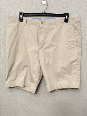 NWT ROWM Shorts Mens BIG Bermuda Flat Front Stone Chino Walking Stretch size 42